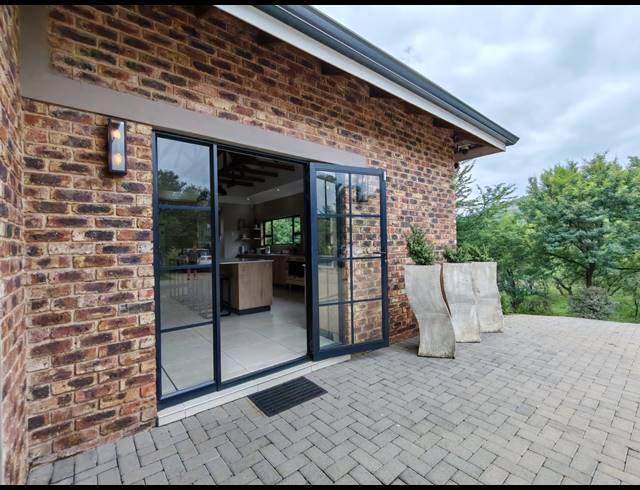 49,991M² FARM FOR SALE IN THREE RIVERS EAST